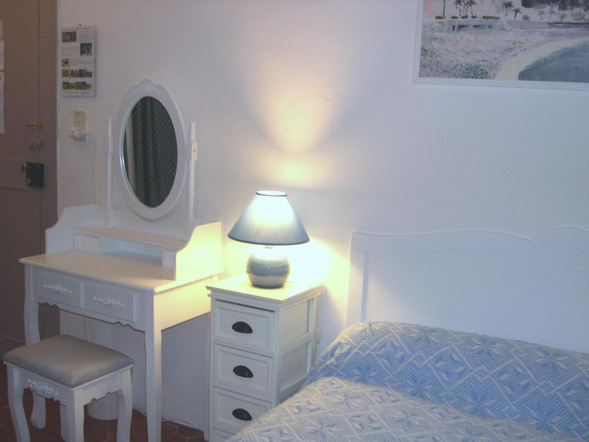 Domaine Du Parais B&B Sospel Bagian luar foto